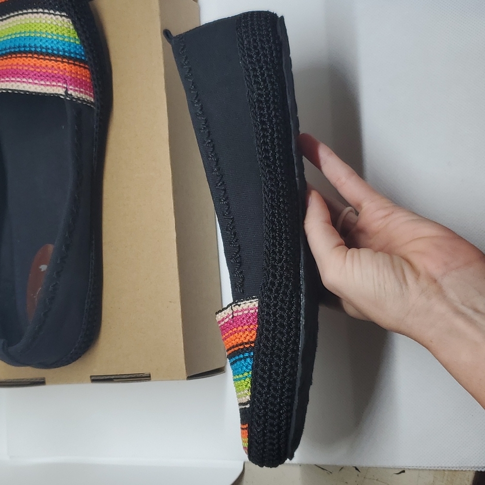 The Sak Multicolored Knitted Loafer Shoes in Women's Size 8 - Picture 8 of 12